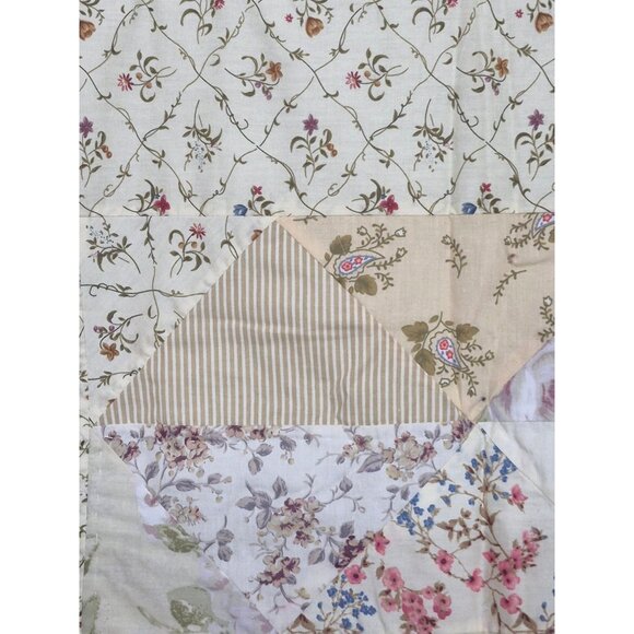 Quilted Patchwork Pillow Sham Floral Cottage Boho Granny Keeco 20x36 King Size - Picture 3 of 9